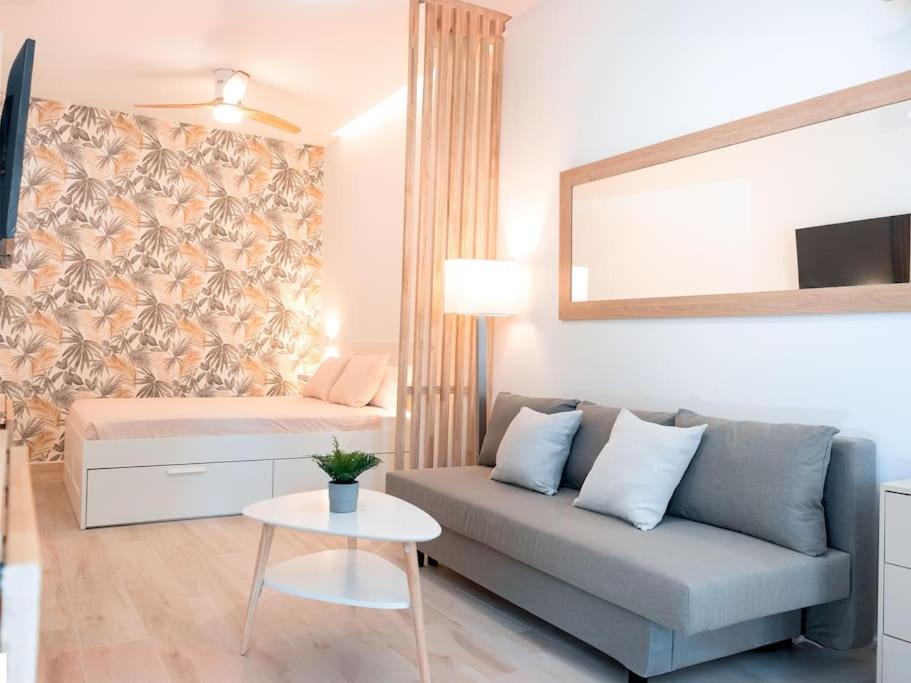 Acogedor Estudio En Triana Con Jacuzzi Y Wifi Sevilla Exterior foto